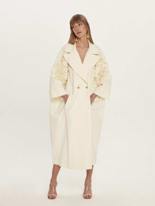 Fırfır Kollu Ekru Oversize Kap